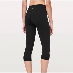 lululemon wunder under black capris